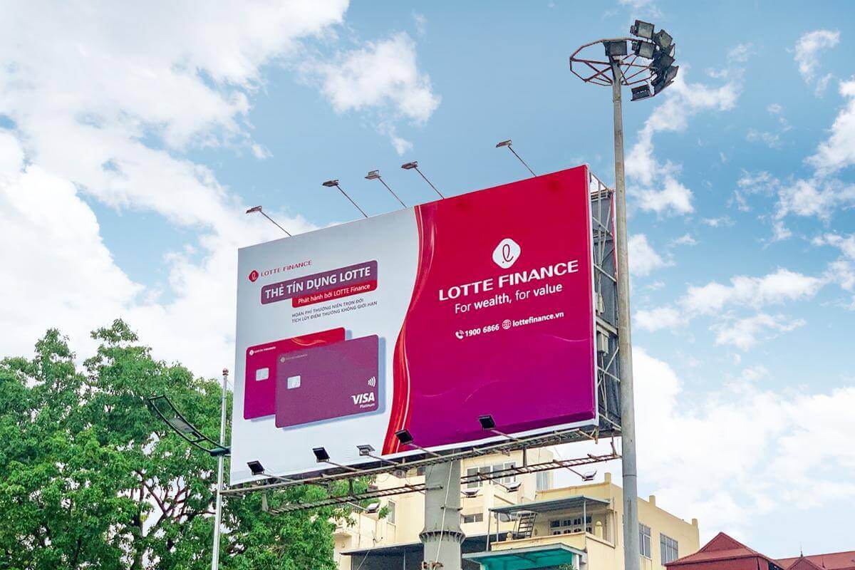 Quảng cáo biển trụ Billboard